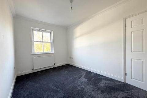 2 bedroom apartment to rent, The Limes, Hertford SG14