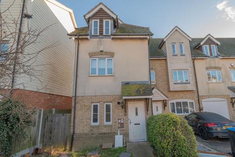 3 bedroom end of terrace house for sale, Saddlers Mews, Ramsgate, CT12