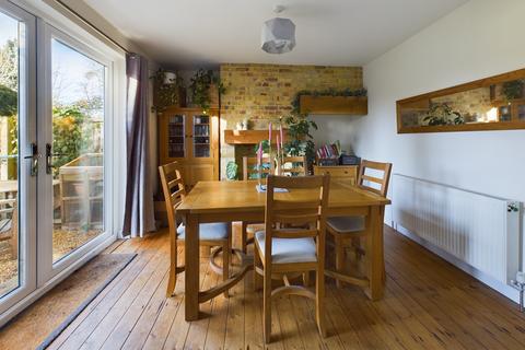 192 Kendal Way, Cambridge, CB4 1LU