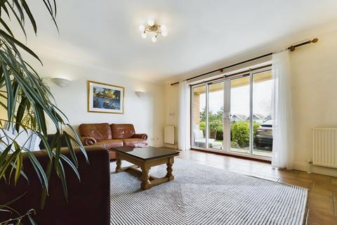 2 bedroom apartment for sale, Lukes Close, Southampton SO31