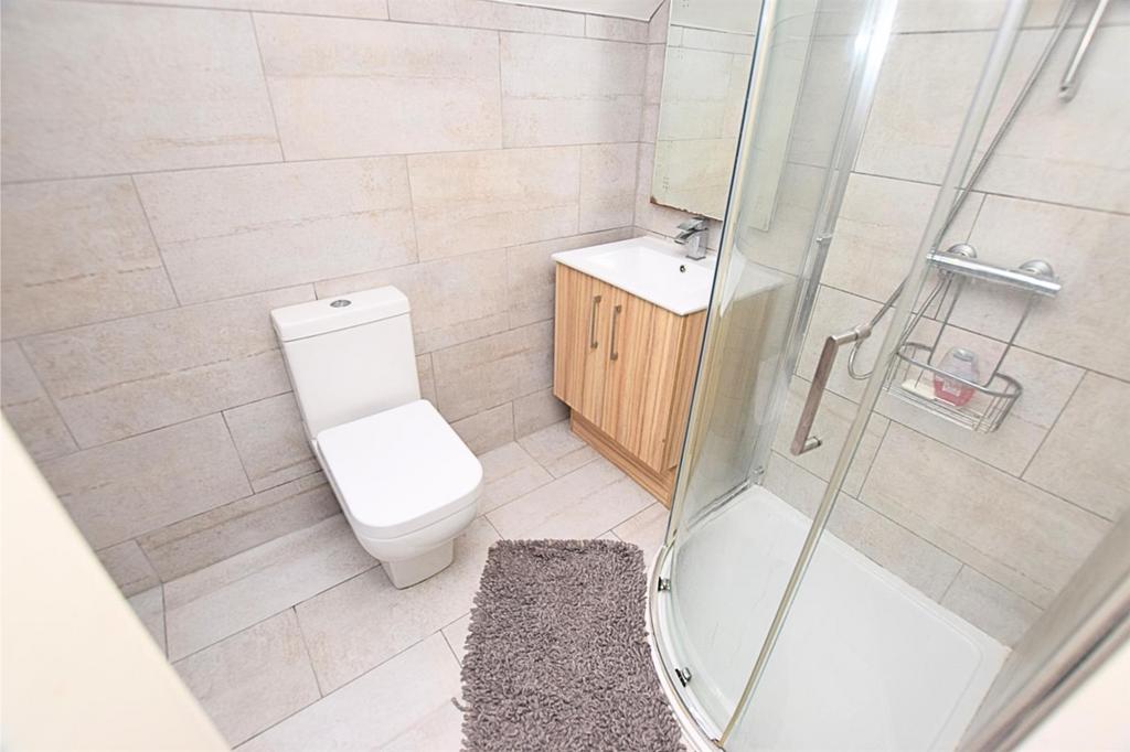 En suite shower room