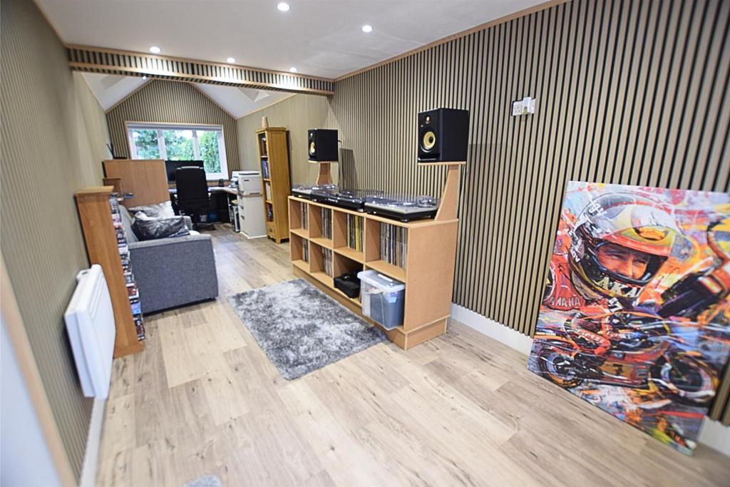 Office/music room
