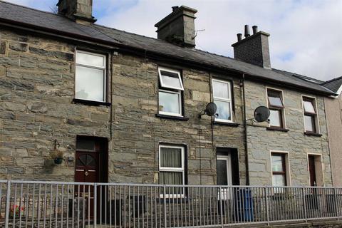 2 bedroom terraced house to rent, High Street, Blaenau Ffestiniog