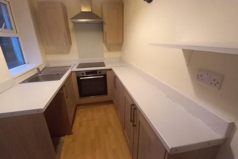 2 bedroom terraced house to rent, High Street, Blaenau Ffestiniog