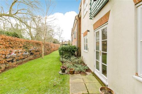 1 bedroom apartment for sale, Greyhound Lane, Buckingham MK18