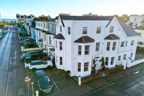 2 bedroom maisonette for sale, 2 Garfield Road, Paignton, TQ4