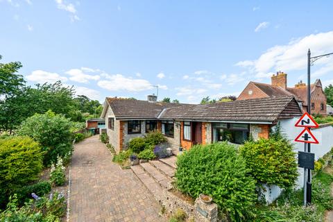 undefined, New Road, Aylesbury HP22