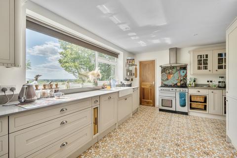 4 bedroom bungalow for sale, New Road, Aylesbury HP22