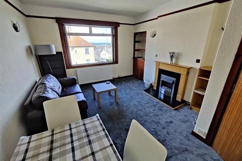 2 bedroom flat to rent, Warrack Street, St Andrews