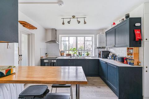 4 bedroom flat for sale, Peckham Rye, East Dulwich, London, SE22