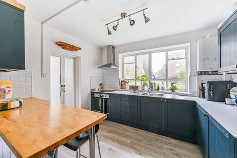 4 bedroom flat for sale, Peckham Rye, East Dulwich, London, SE22