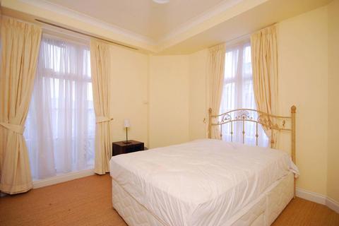 2 bedroom flat to rent, Carrington House, Mayfair, London, W1J