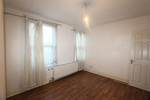 27 Chamberlain Road, Chatham, ME4 5HT