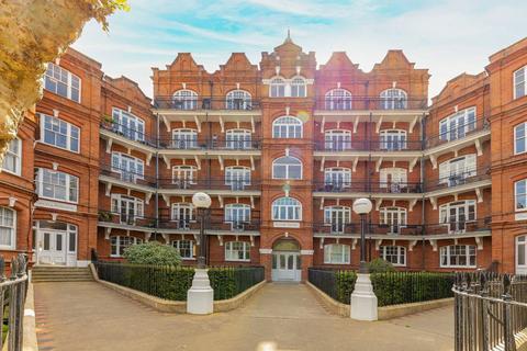 2 bedroom flat to rent, Queen's Club Gardens, London W14