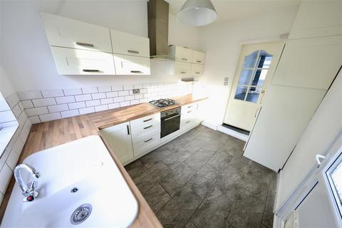 2 bedroom house for sale, Reynoldson Street, Hull