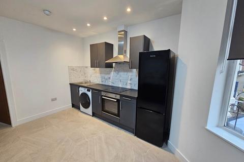 1 bedroom flat to rent, Kincraig Street, Roath