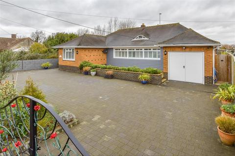 3 bedroom detached bungalow for sale, Spitalfield Lane, New Romney, Kent