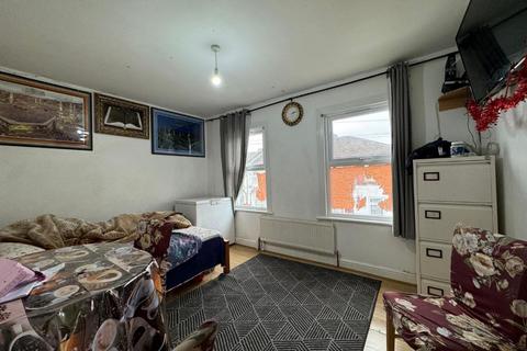 1 bedroom flat for sale, Flat D, 9-11 Adine Road, Plaistow, London, E13 8LL