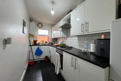 1 bedroom flat for sale, Flat D, 9-11 Adine Road, Plaistow, London, E13 8LL