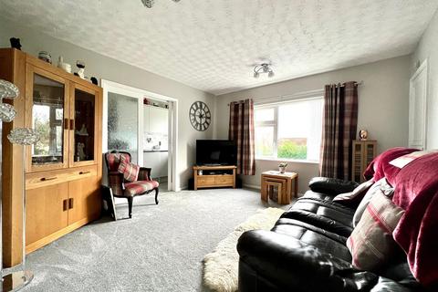 2 bedroom flat for sale, Danes Dyke, Scarborough