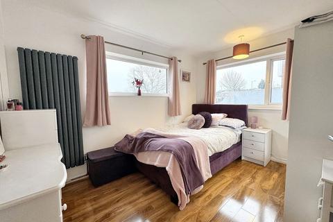 6 Church View, Bodelwyddan, Rhyl, LL18 5TF