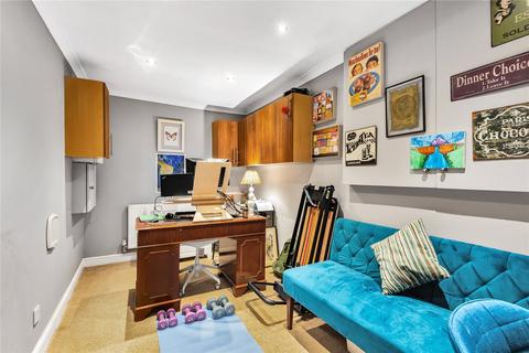 4a Acacia Avenue, Ruislip, HA4 8RG