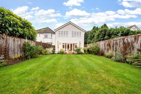 4a Acacia Avenue, Ruislip, HA4 8RG