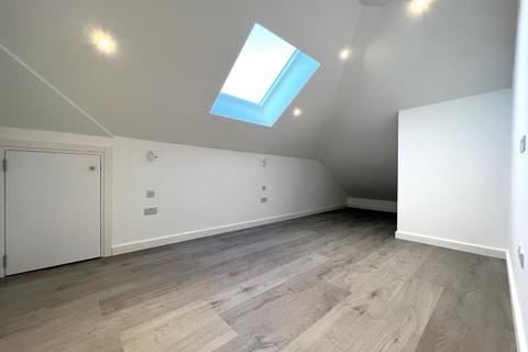 undefined, Ladymead, Guildford GU1