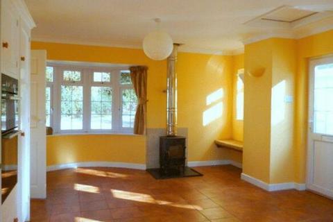 2 bedroom bungalow to rent, Ashprington, Totnes
