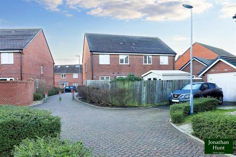 3 bedroom semi-detached house for sale, Stearn Way, Buntingford SG9