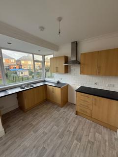 3 bedroom semi-detached house to rent, Brampton Place, North Shields NE29