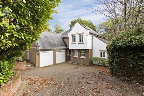 5 bedroom detached house to rent, Hanger Hill, Weybridge KT13