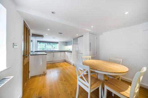 2 bedroom end of terrace house for sale, Castle Street, Guildford GU1