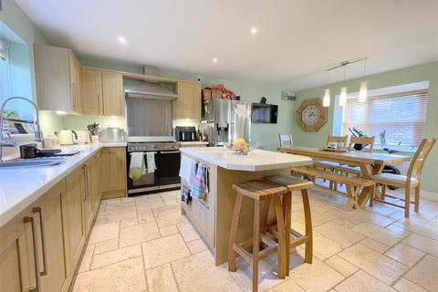 4 bedroom detached house for sale, Belmont Road, Ipswich