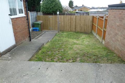 3 bedroom terraced house to rent, Vyrnwy Road, Oswestry