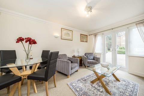 2 bedroom flat for sale, Trematon Place, Teddington TW11