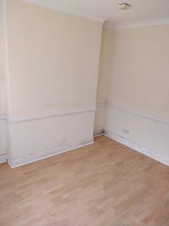 2 bedroom flat to rent, Whalebone Grove,  Romford, RM6