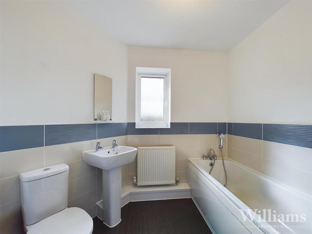 CAM02962 G0-PR0070-STILL011.png