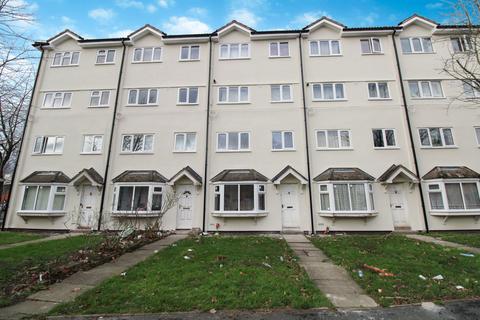 3 bedroom flat for sale, Windmill Lane, Smethwick B66