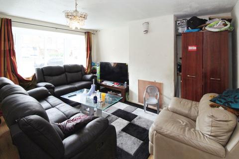 3 bedroom flat for sale, Windmill Lane, Smethwick B66