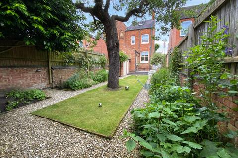 3 bedroom detached house for sale, Sidney Road, South Knighton, Leicester