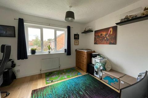 5 Coach Close, Berkeley, GL13 9EJ