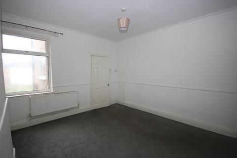 3 bedroom terraced house to rent, Bulkington Road, Bedworth, CV12 9DR