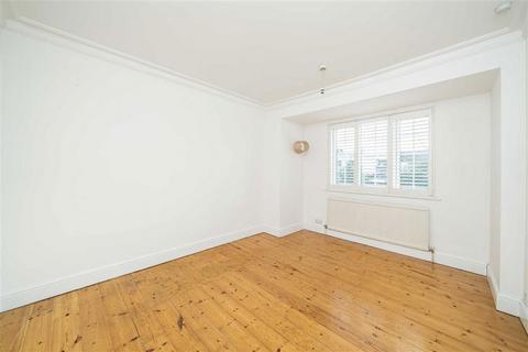 3 bedroom house to rent, Atbara Road, Teddington TW11