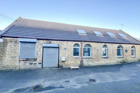 Property to rent, Fair Lea Road, Huddersfield HD4