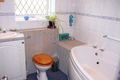 1 bedroom end of terrace house to rent, Bubwith Close, Chard