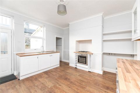 8 Ashgrove, Greengates, Bradford, BD10 0BP