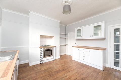 8 Ashgrove, Greengates, Bradford, BD10 0BP