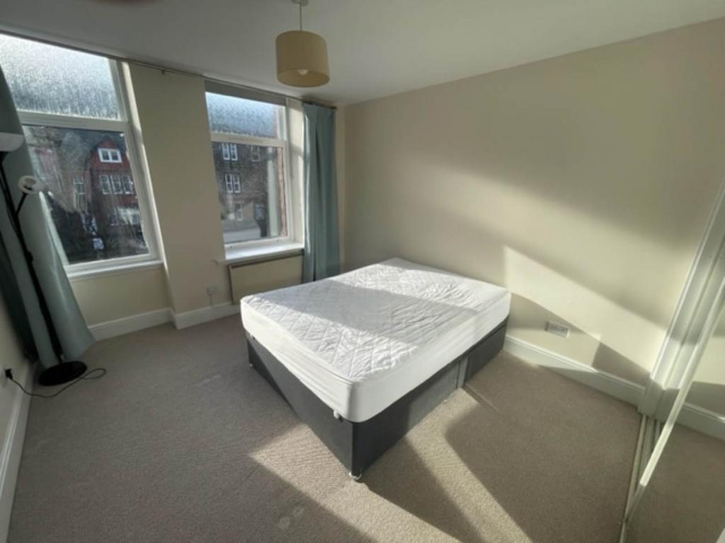 Bedroom (3)