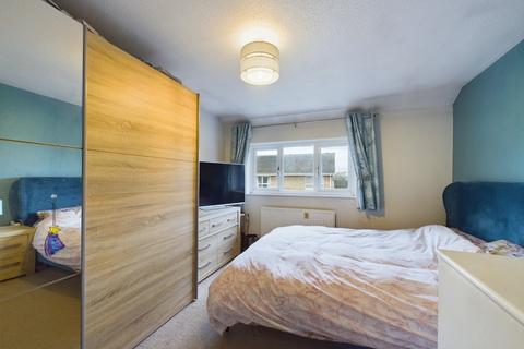 10 Cavendish Drive, Northampton, NN3 3DH
